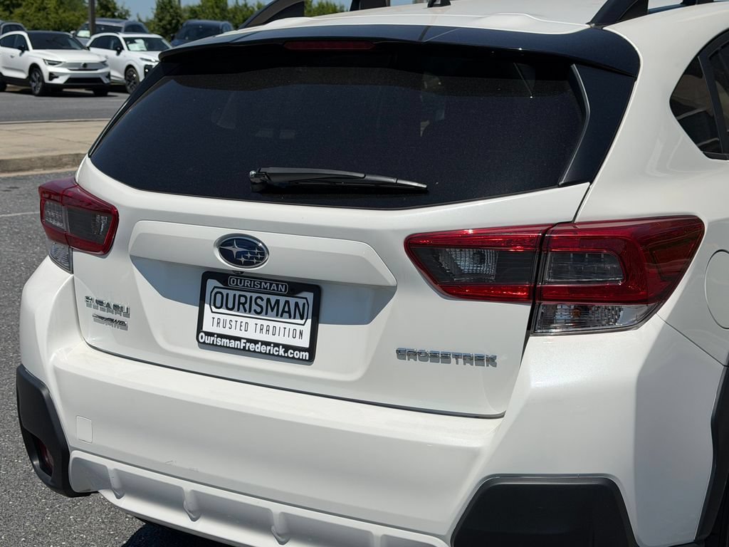 Used 2023 Subaru Crosstrek 2.0i AWD/4WD image 12