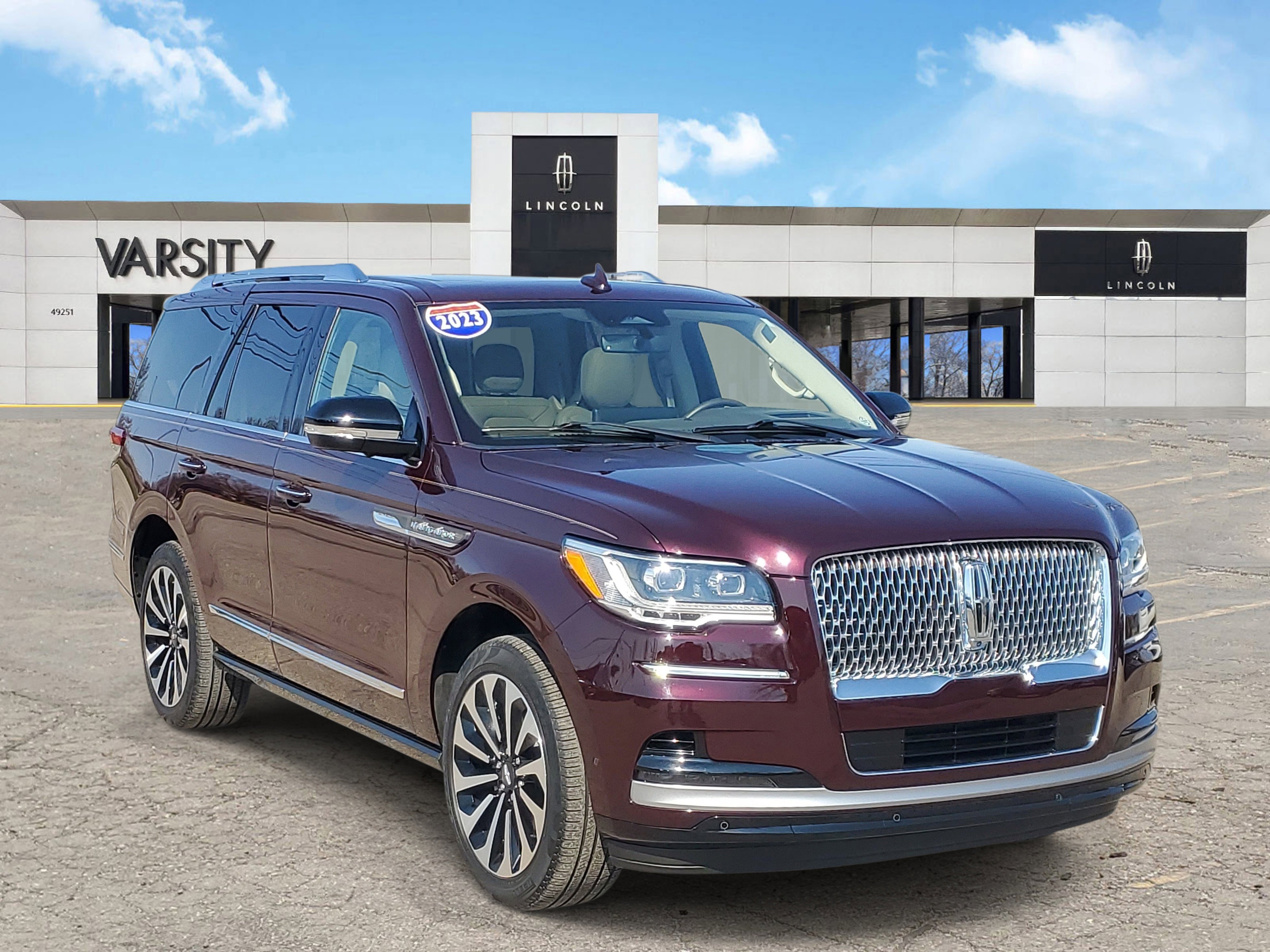 Certified 2023 Lincoln Navigator Reserve AWD/4WD image 1