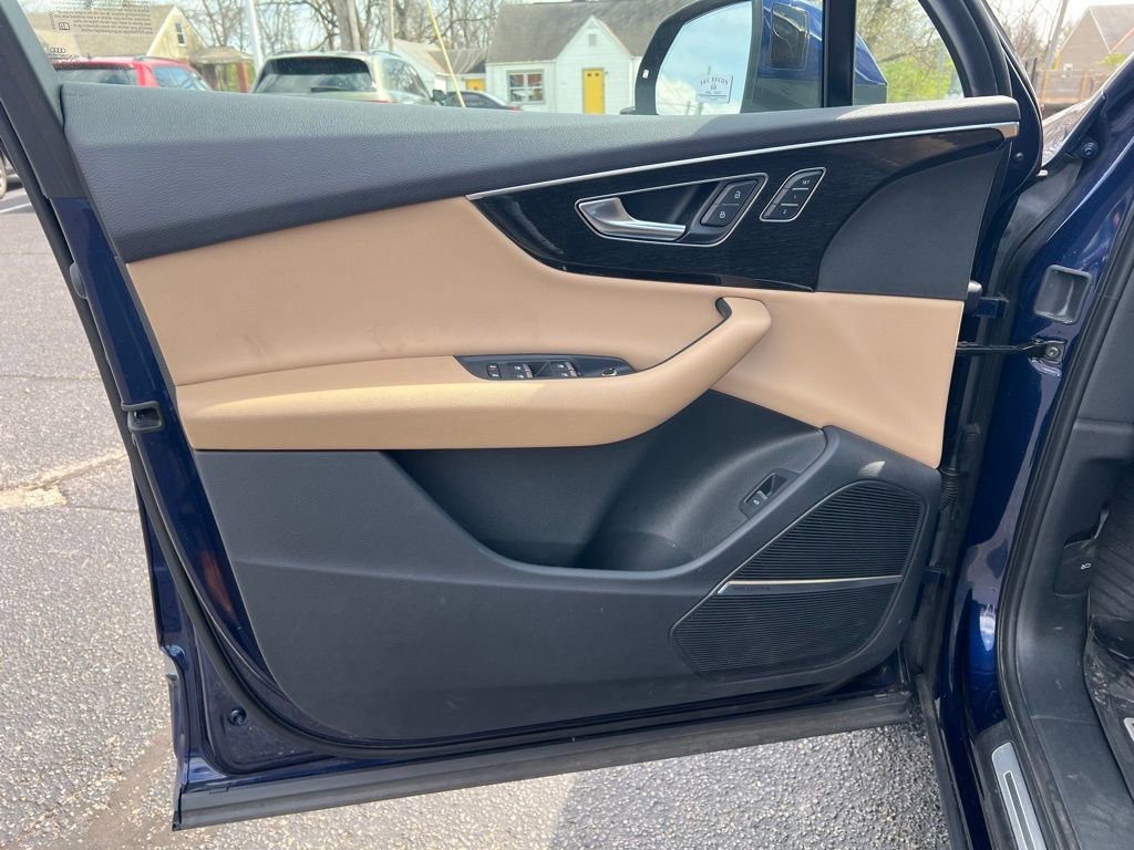 Used 2021 Audi Q7 2.0T Premium Plus image 11