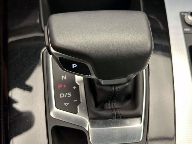 Used 2025 Audi Q5 2.0T Premium Plus w/ Premium Plus Package AWD/4WD image 28