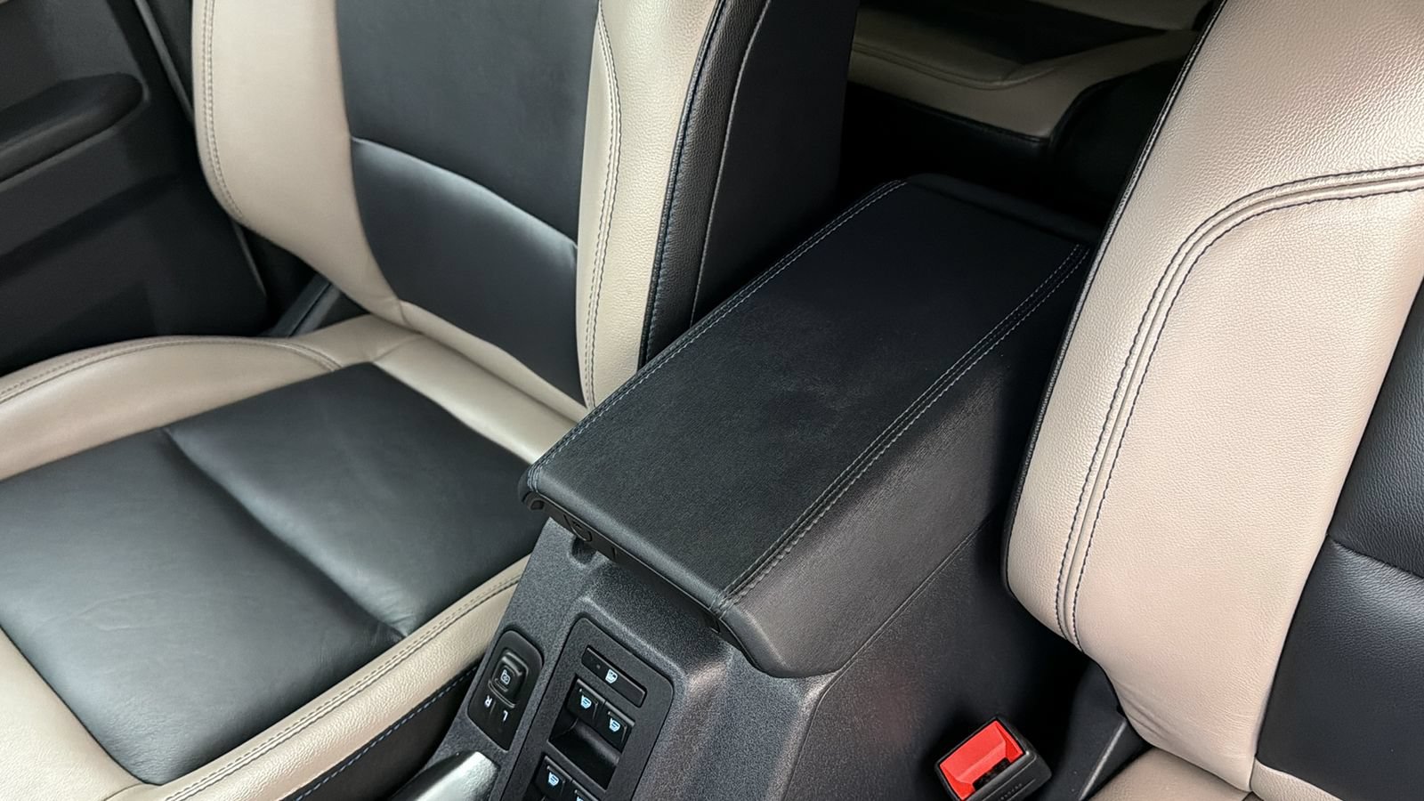 Used 2024 Ford Bronco Wildtrak AWD/4WD image 26