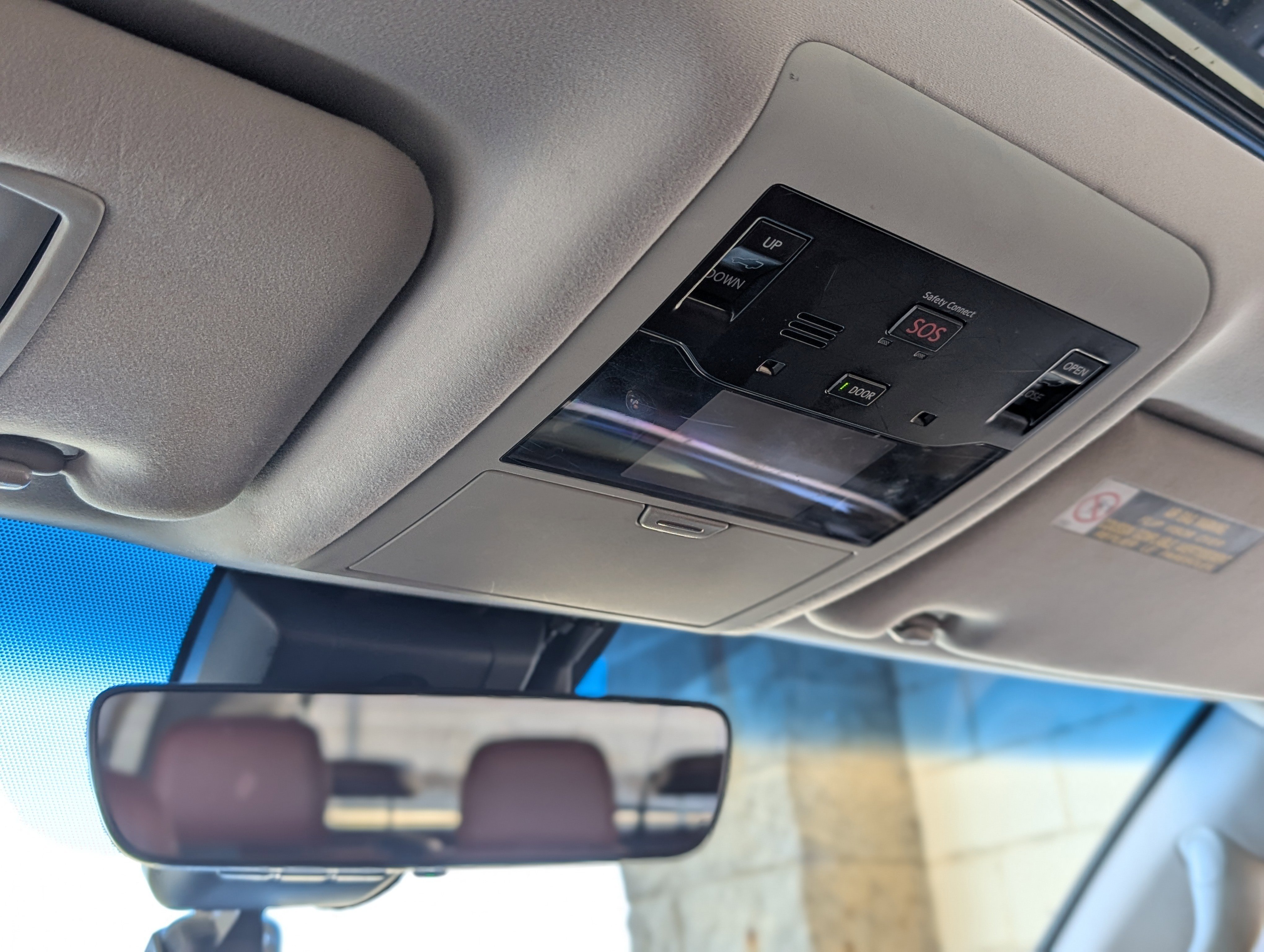 Used 2017 Lexus LX 570 4WD w/ Luxury Package image 36