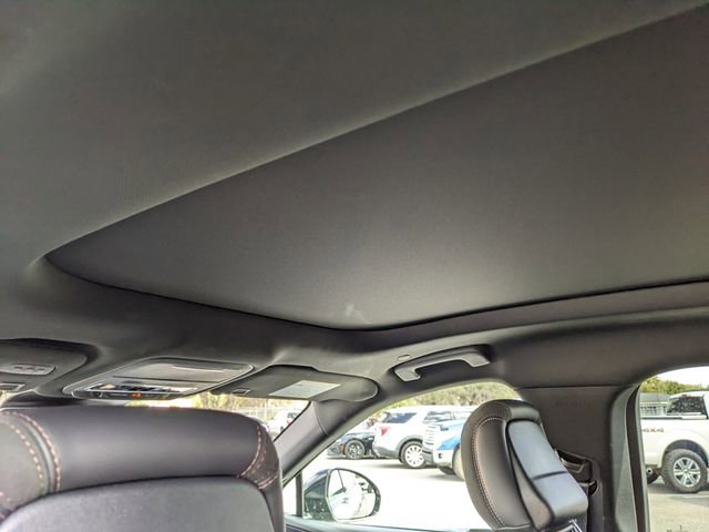 Used 2025 Lincoln Nautilus Reserve w/ Jet Appearance Package image 18