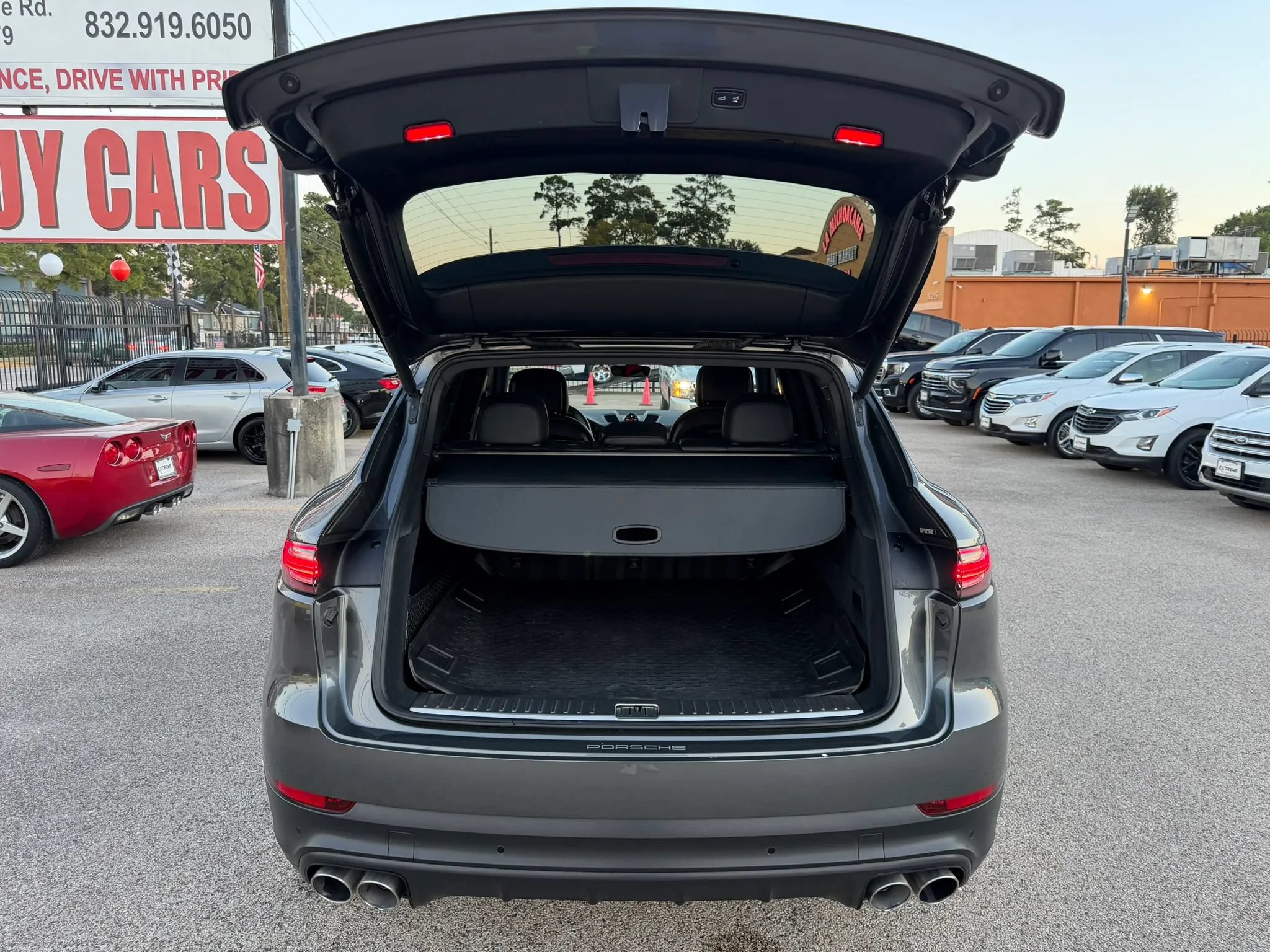 Used 2019 Porsche Cayenne S AWD/4WD image 48