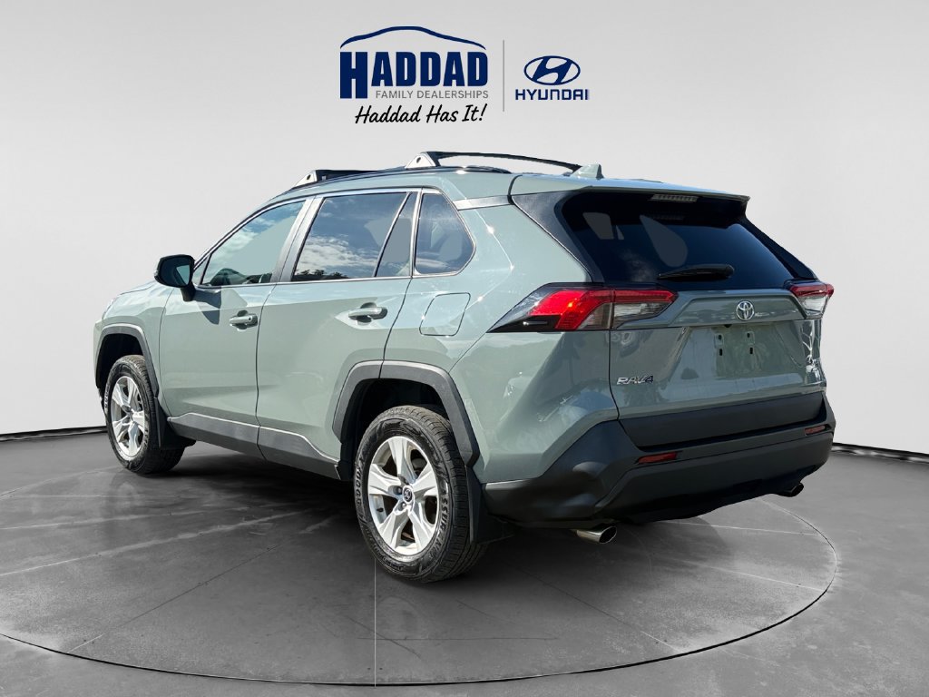 Used 2021 Toyota RAV4 XLE w/ Convenience Package AWD/4WD image 3