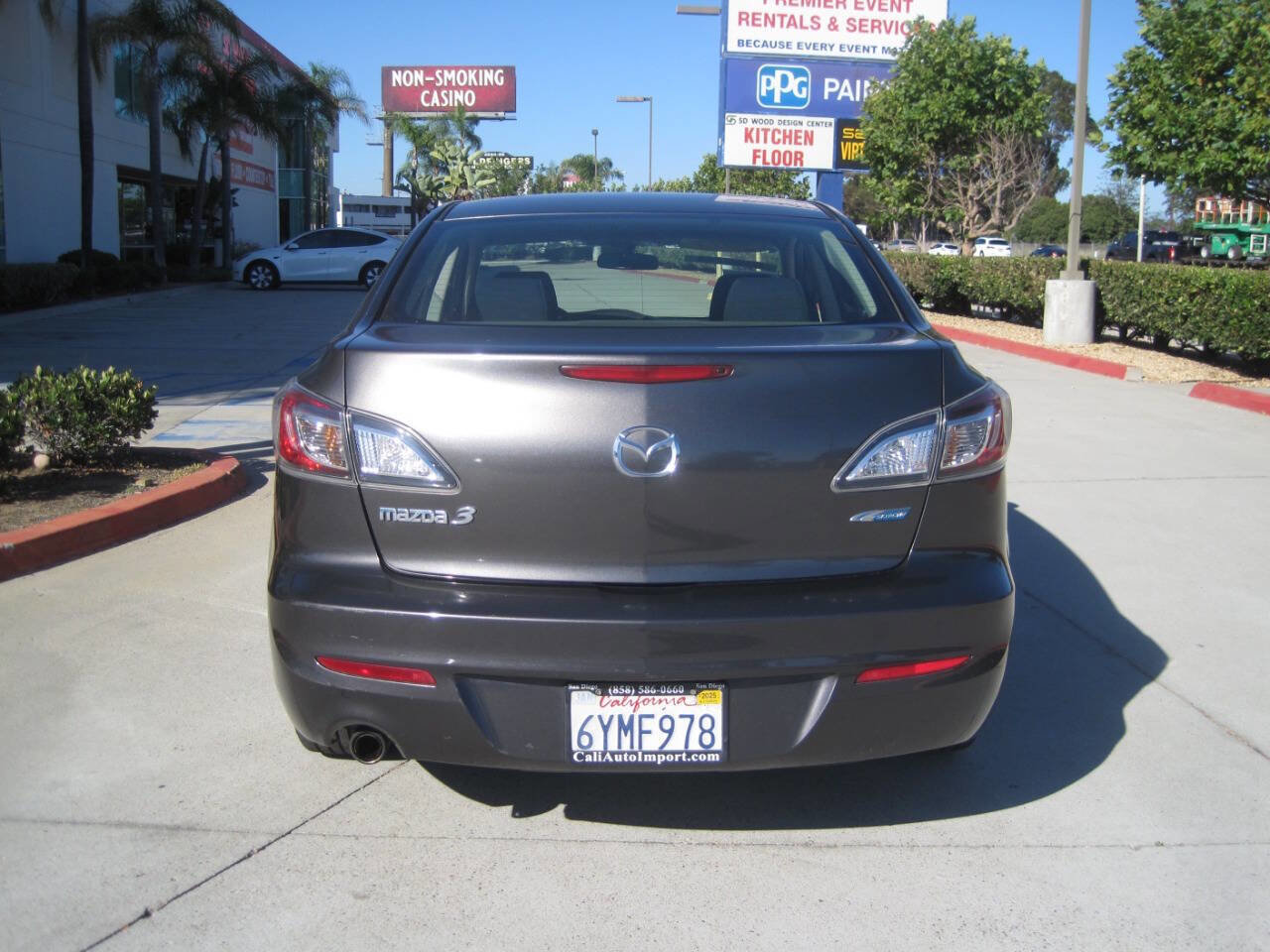 Used 2013 MAZDA MAZDA3 i Touring image 16
