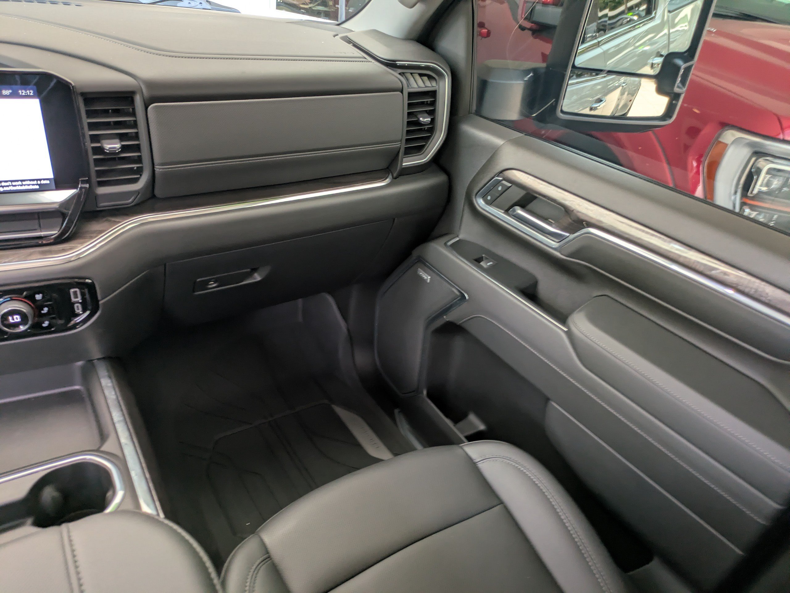 Used 2024 Chevrolet Silverado 3500 LTZ w/ LTZ Plus Package AWD/4WD image 18