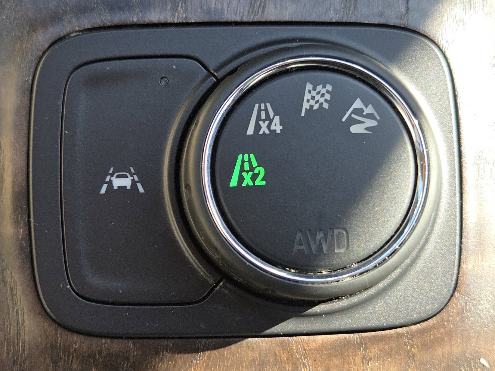 Used 2023 GMC Acadia Denali w/ Denali Technology Package AWD/4WD image 7