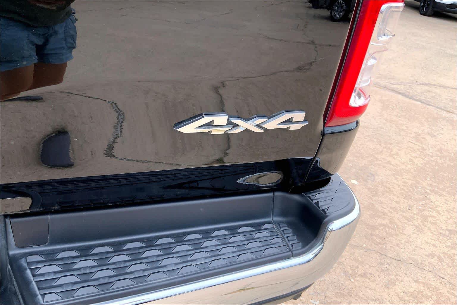 Used 2019 RAM 1500 Big Horn AWD/4WD image 10