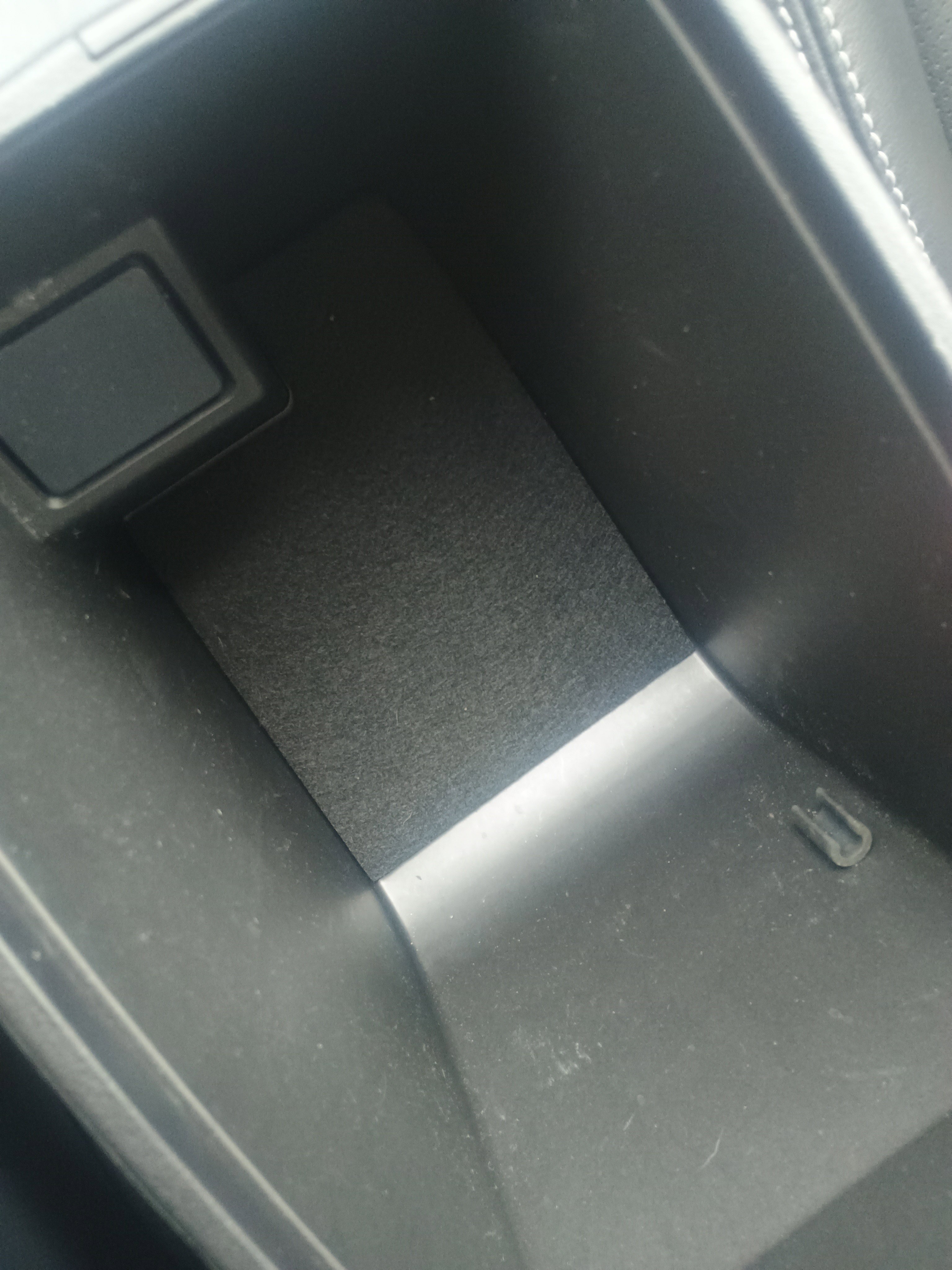 Certified 2022 Ford Escape Titanium w/ Class II Trailer Tow Package image 30