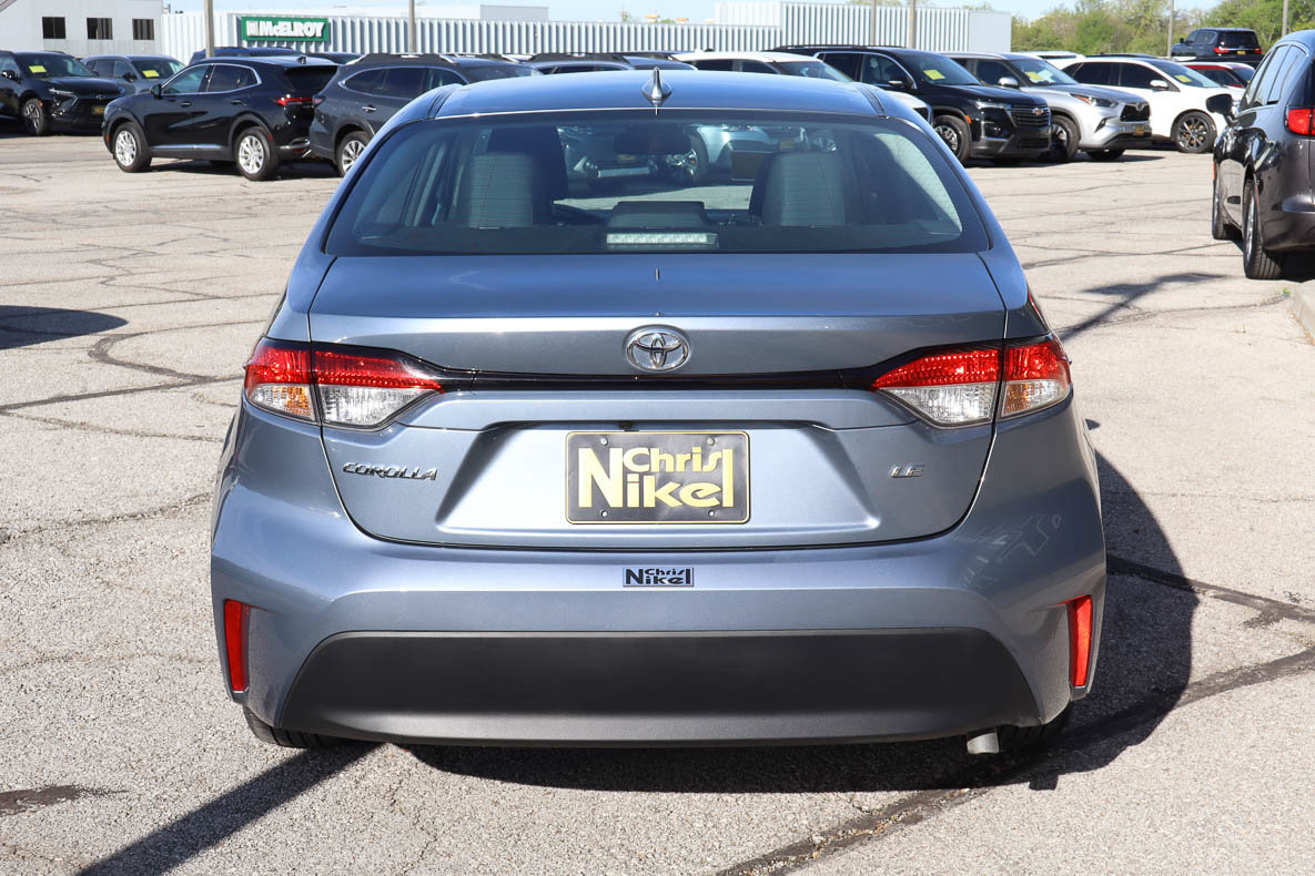 Used 2024 Toyota Corolla LE FWD image 5