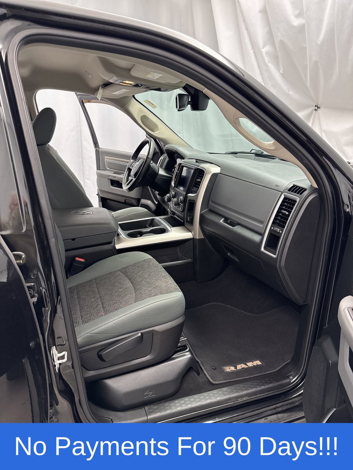 Used 2018 RAM 1500 Big Horn image 26