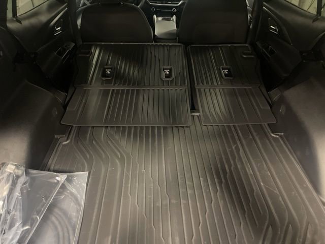 New 2026 Chevrolet Equinox EV LT w/ Comfort Package image 35