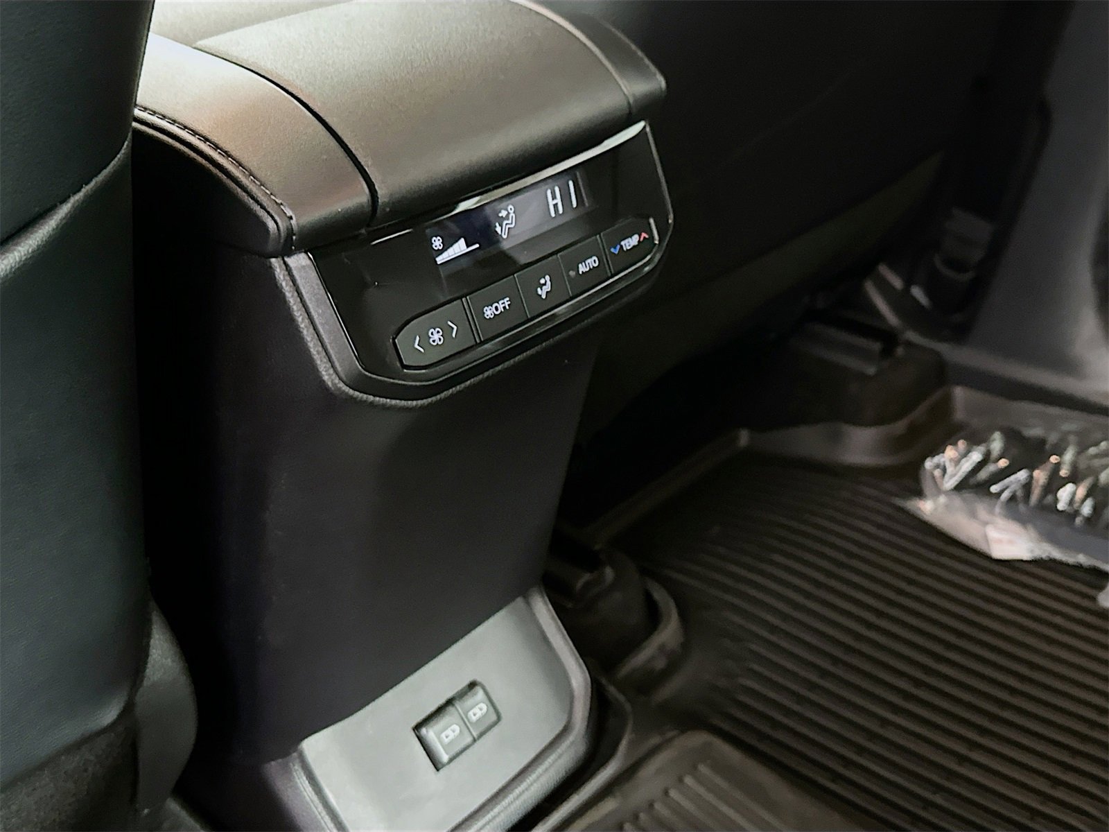 New 2026 Toyota Highlander XSE image 27