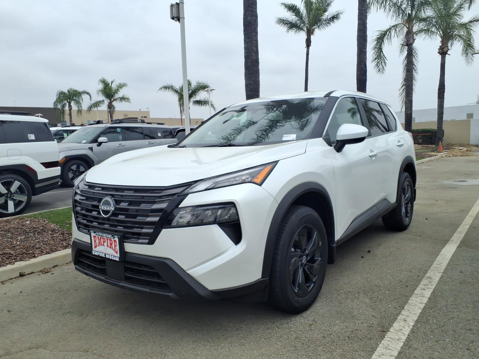 New 2026 Nissan Rogue SV FWD image 1