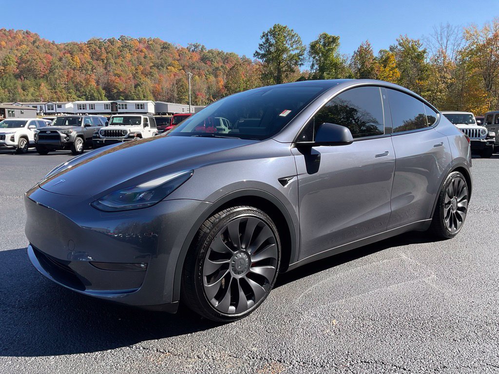 Used 2023 Tesla Model Y Performance AWD/4WD image 3