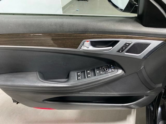 Used 2019 Genesis G80 3.8 AWD/4WD image 8