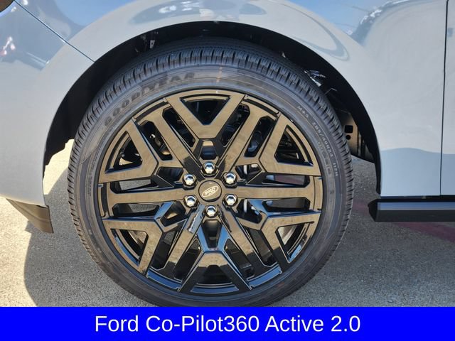 New 2027 Ford Expedition Platinum w/ Stealth Performance Package AWD/4WD image 10