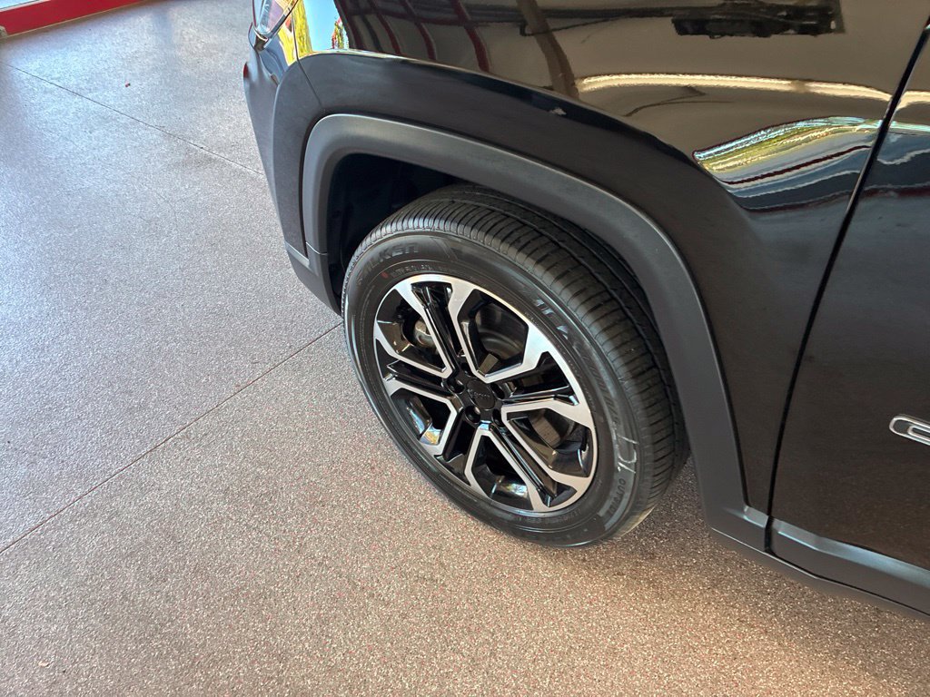 Certified 2023 Jeep Compass Limited AWD/4WD image 11