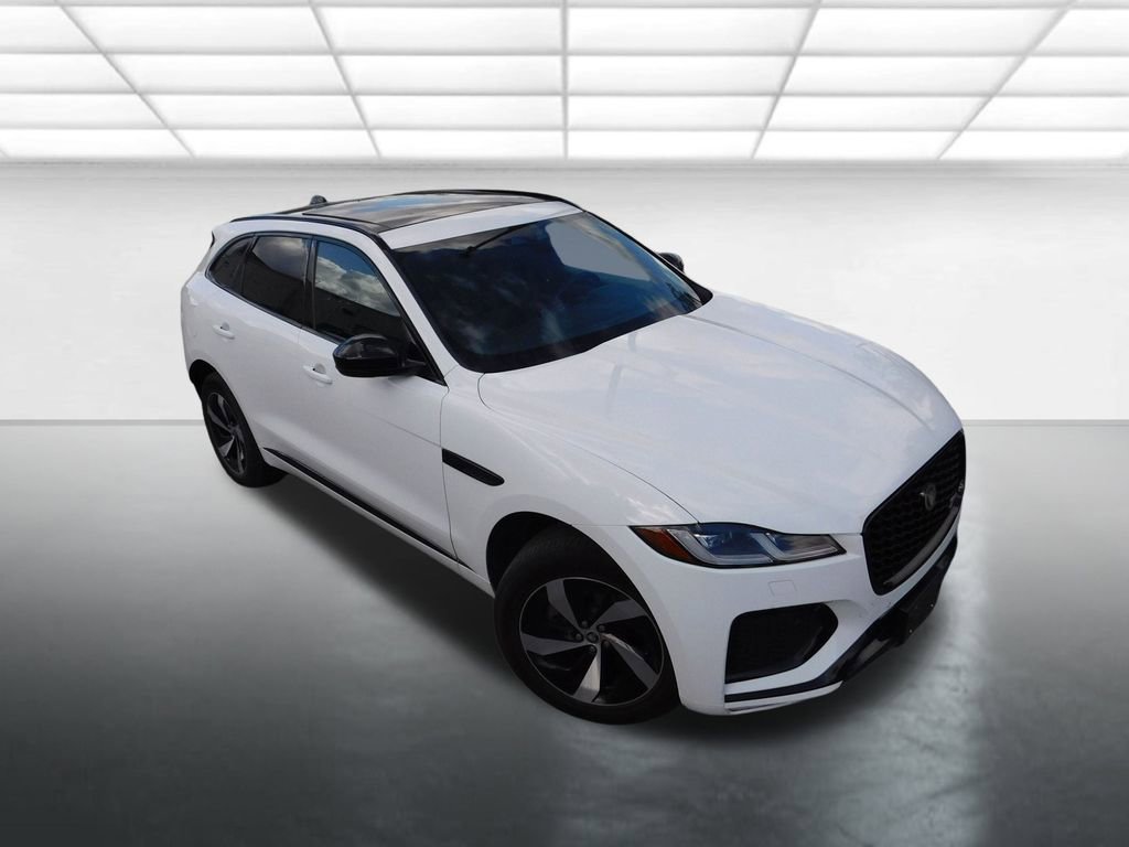 Used 2025 Jaguar F-PACE R-Dynamic S image 2