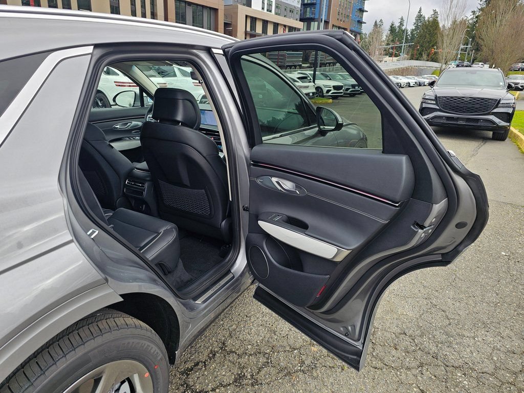 New 2026 Genesis GV70 2.5T Advanced AWD/4WD image 26