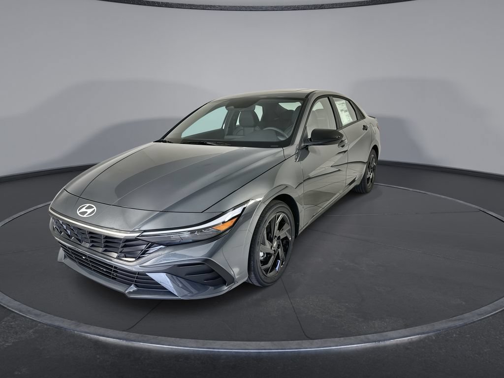 New 2026 Hyundai Elantra SEL Sport FWD image 4