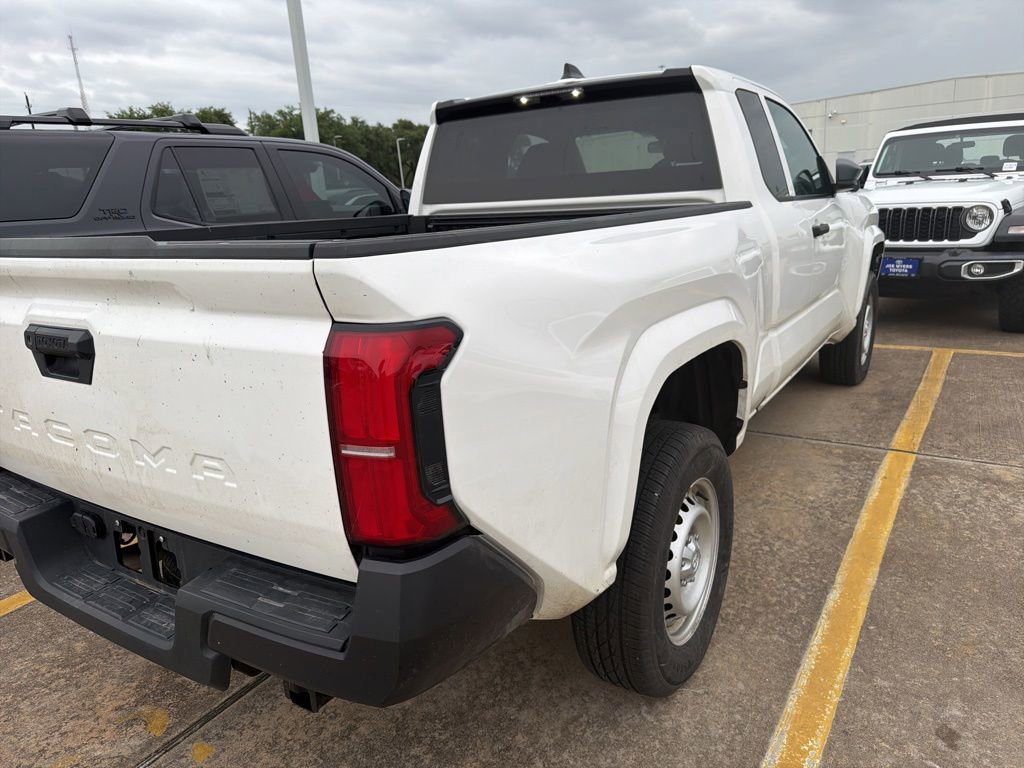 Used 2024 Toyota Tacoma SR RWD image 4