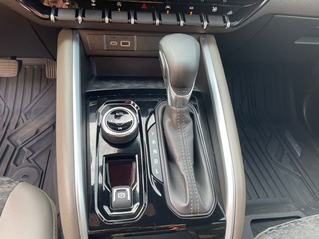 Certified 2024 Chevrolet Colorado ZR2 w/ Technology Package image 36