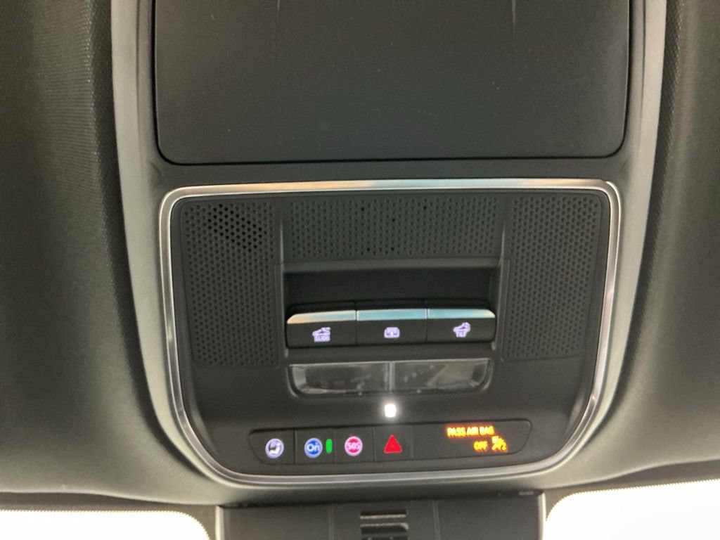 New 2026 Chevrolet Traverse RS AWD/4WD image 21