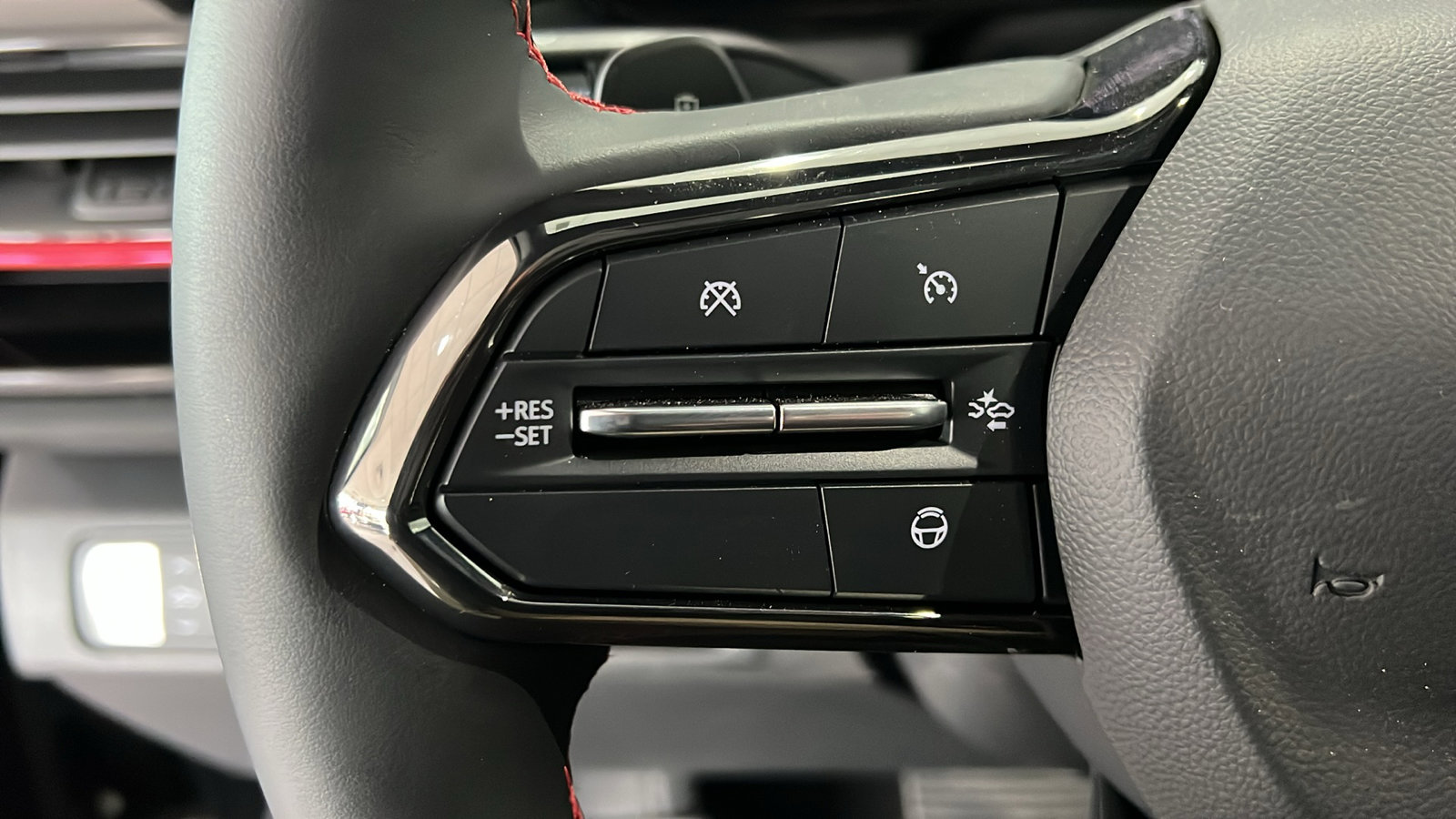 New 2024 Chevrolet Silverado EV RST image 20