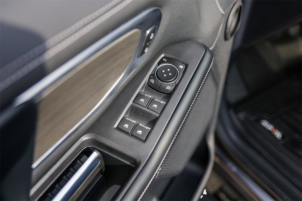 Used 2025 Ford Expedition Max Platinum w/ Driver's Package image 23