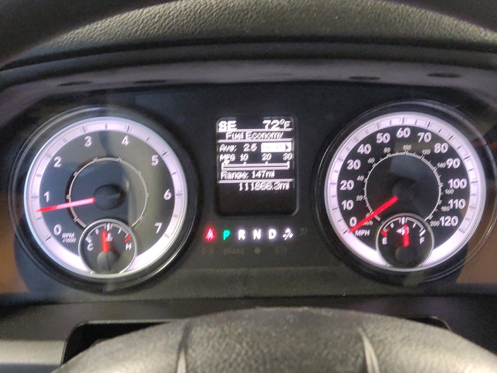 Used 2021 RAM 1500 Classic SLT RWD image 23