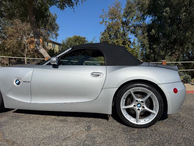 Used 2006 BMW Z4 3.0si image 38