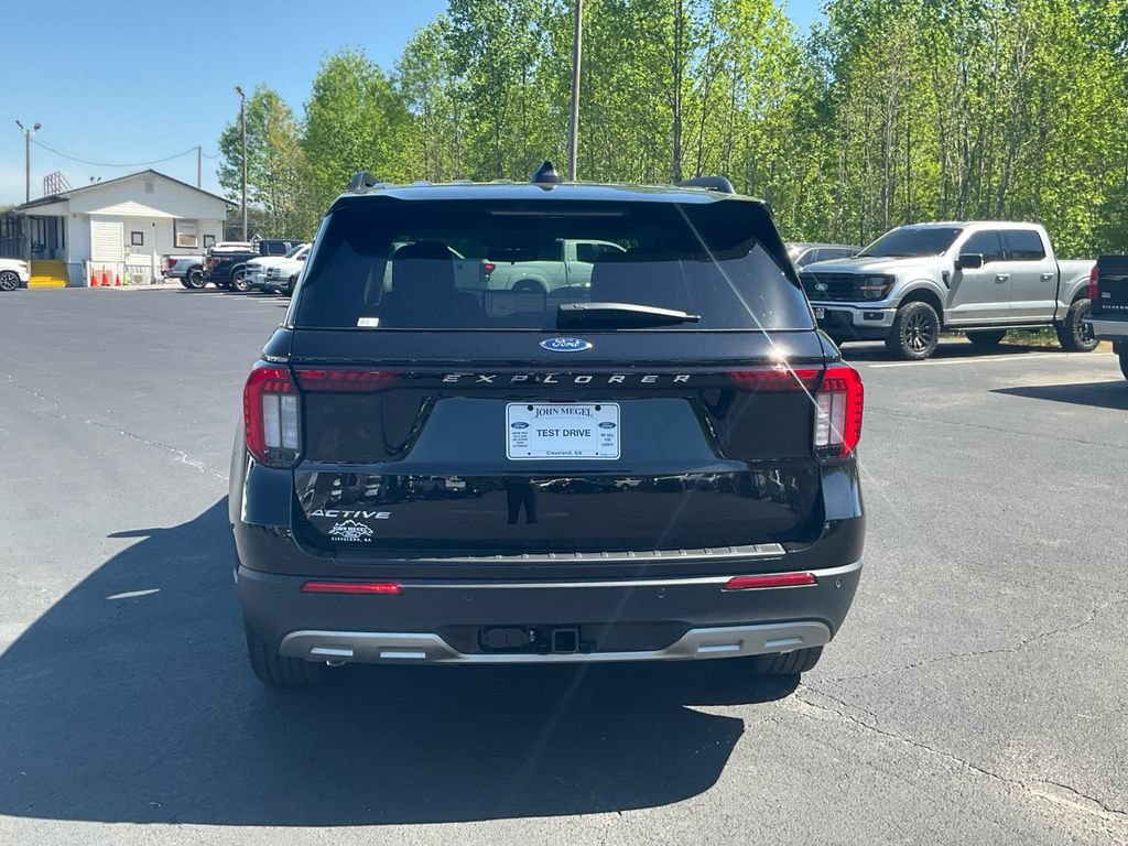 New 2026 Ford Explorer Active w/ Active Comfort Package RWD image 6