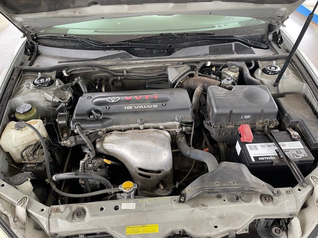 Used 2005 Toyota Camry FWD image 25
