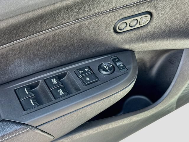 Used 2019 Acura ILX FWD image 25