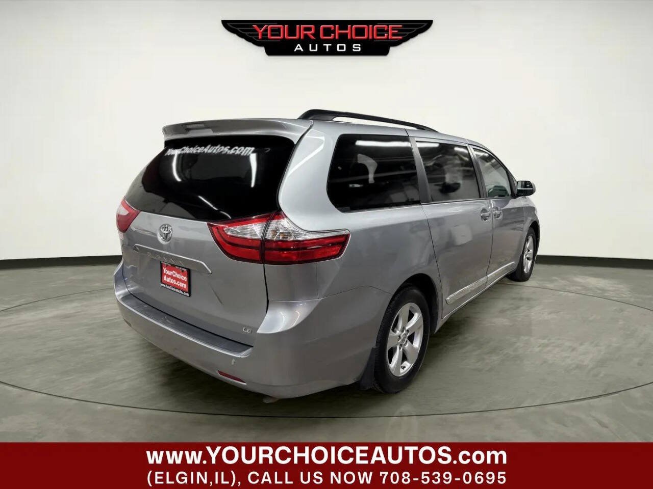 Used 2015 Toyota Sienna LE FWD image 7