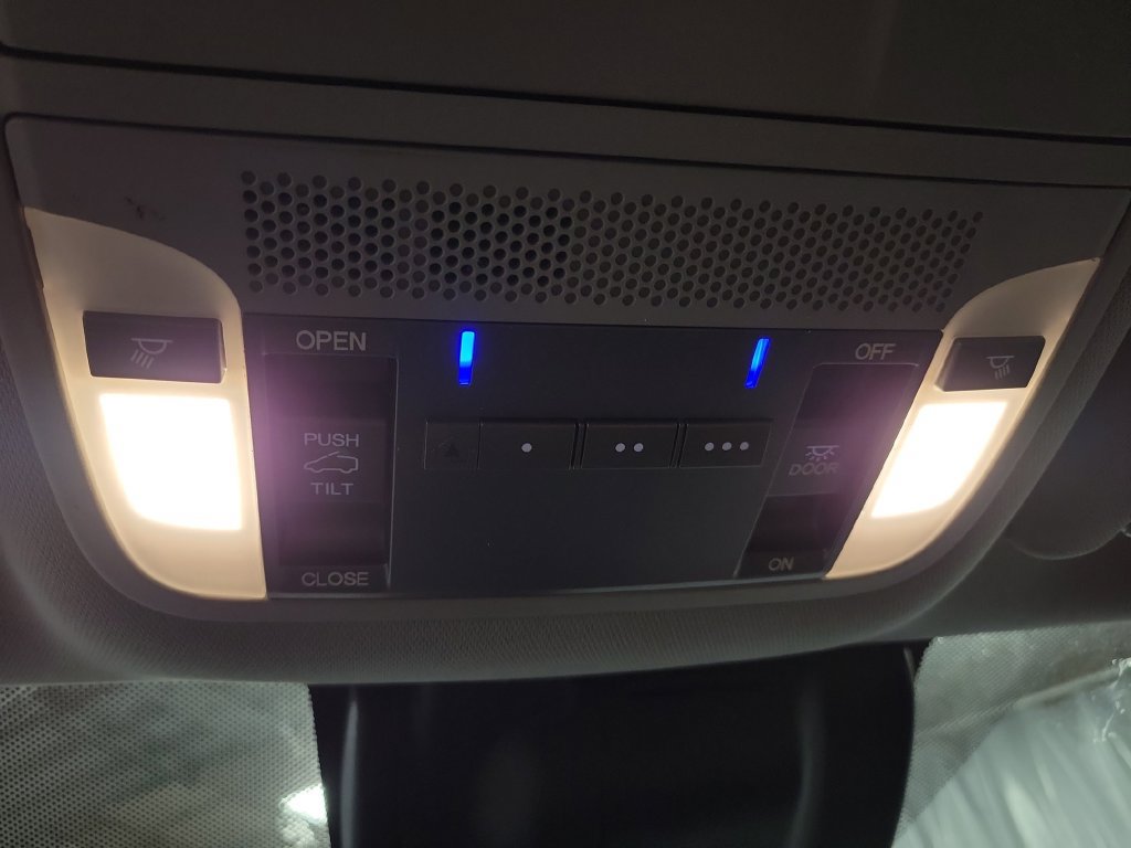 Used 2018 Acura MDX FWD image 23