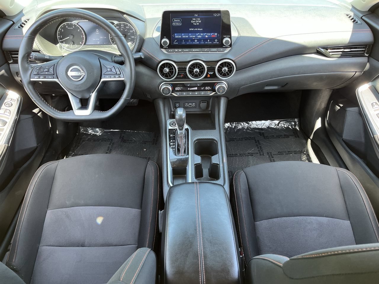 Used 2025 Nissan Sentra SR FWD image 9
