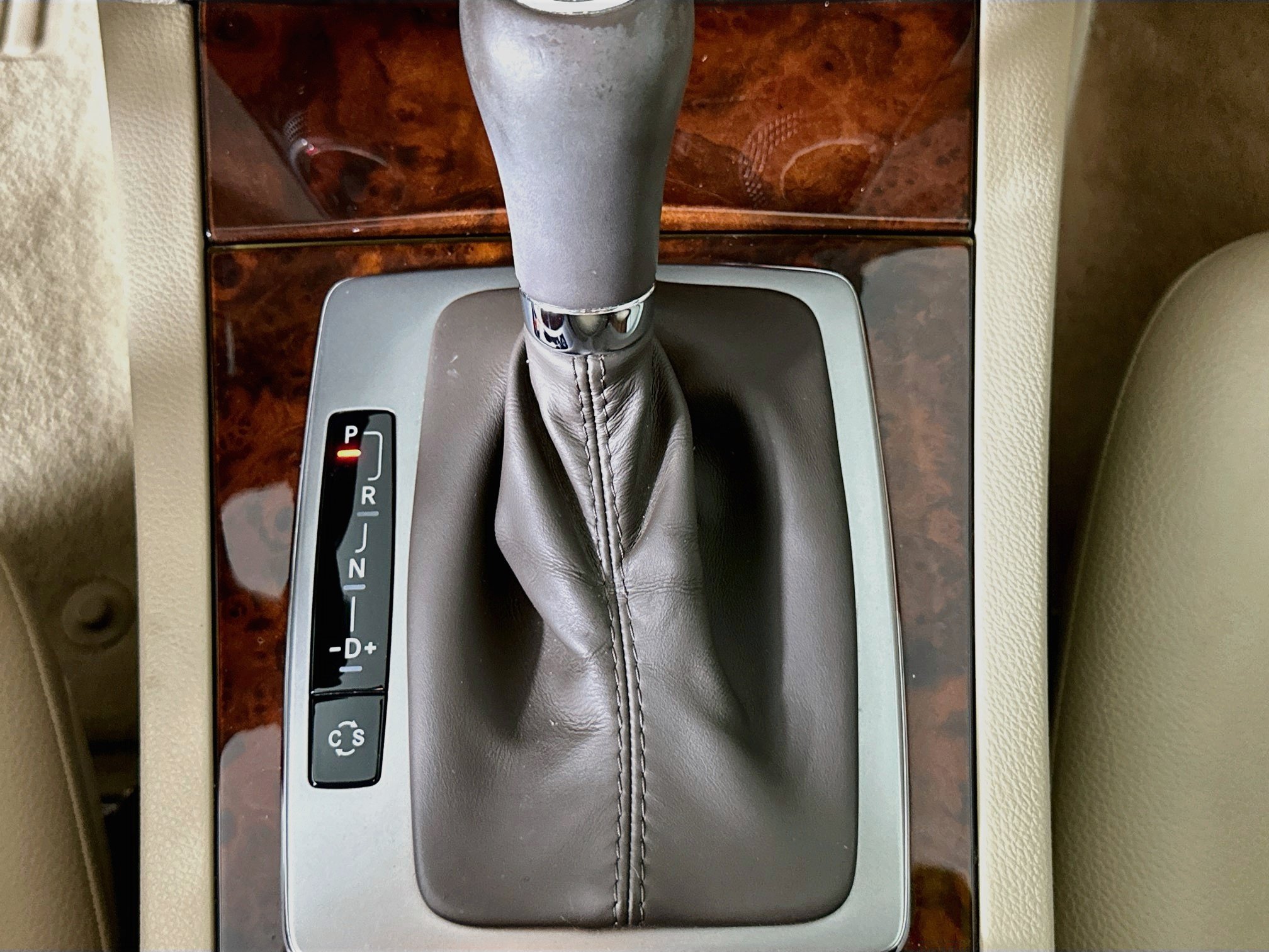 Used 2010 Mercedes-Benz C 300 4MATIC Sedan image 22