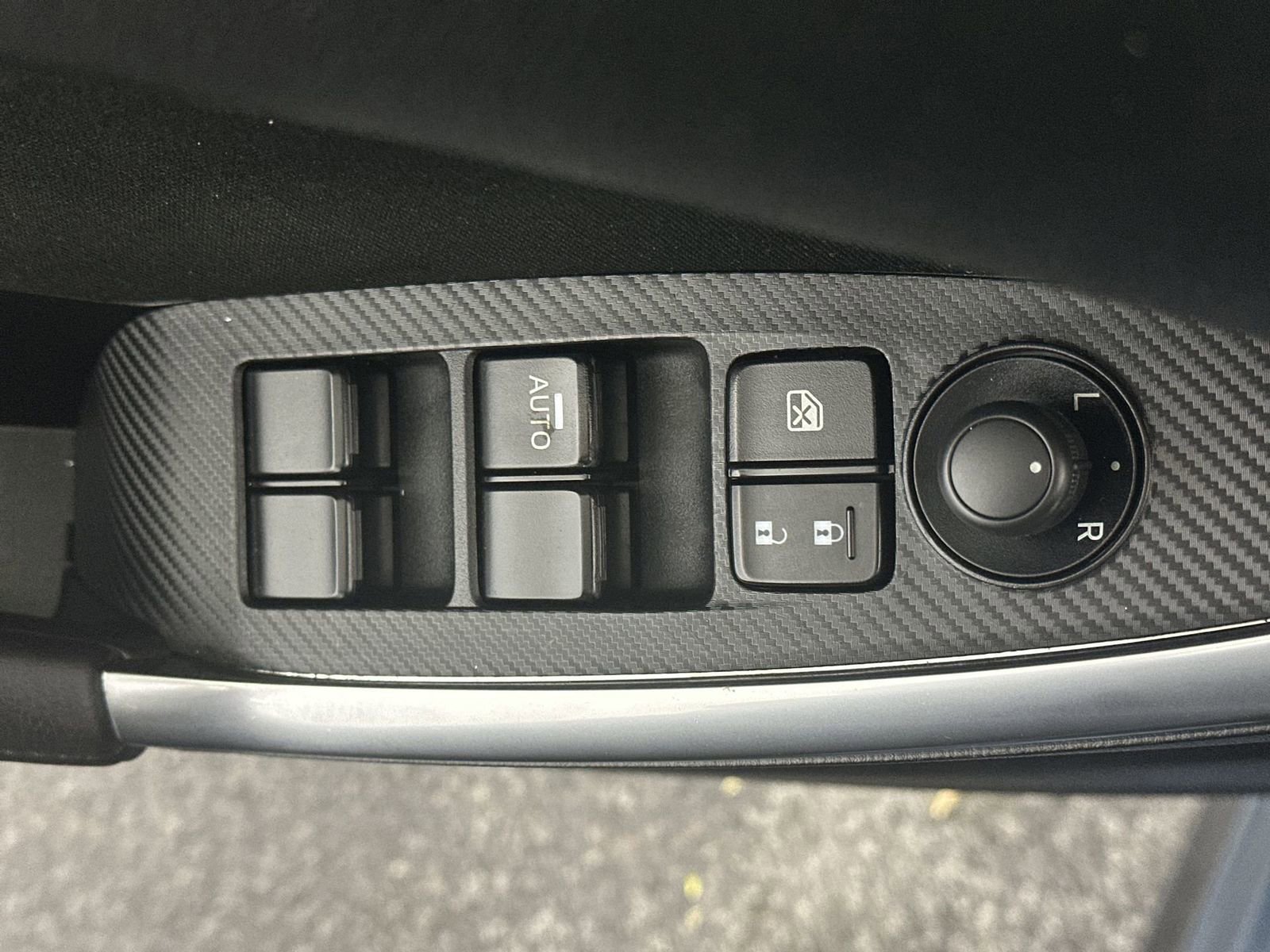 Used 2016 MAZDA CX-5 Touring image 21