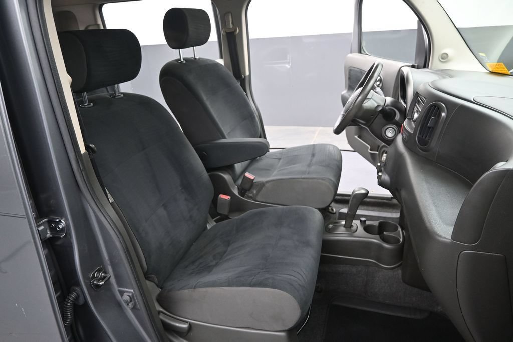 Used 2013 Nissan Cube 1.8 S w/ Interior Illumination Pkg FWD image 25