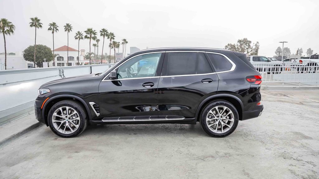 Used 2024 BMW X5 xDrive40i w/ Premium Package AWD/4WD image 14