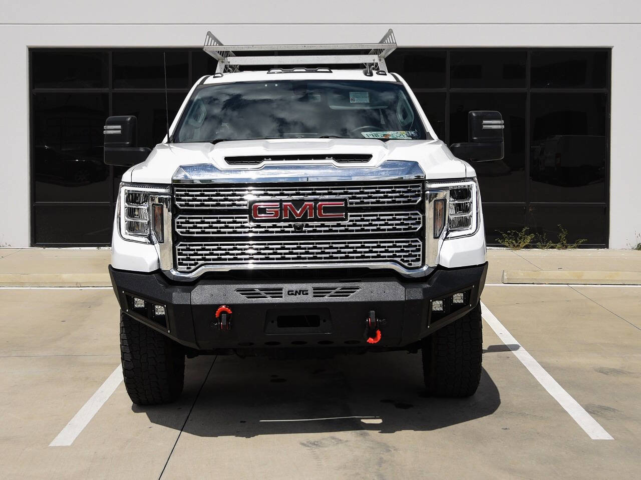 Used 2023 GMC Sierra 3500 Pro w/ Convenience Package AWD/4WD image 3