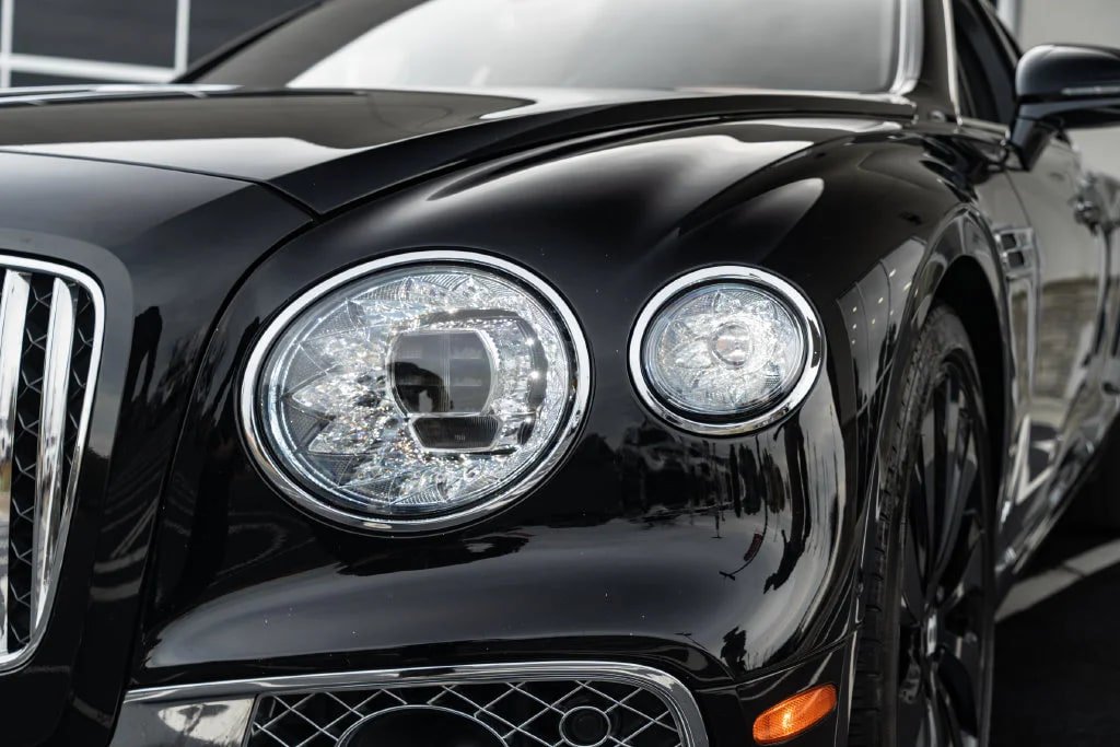 Used 2020 Bentley Flying Spur W12 AWD/4WD image 5