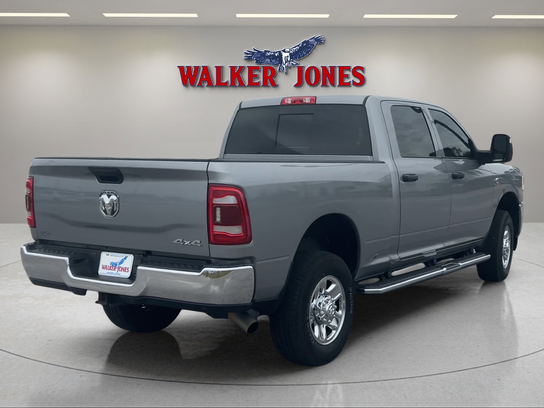 Used 2023 RAM 2500 Tradesman image 3