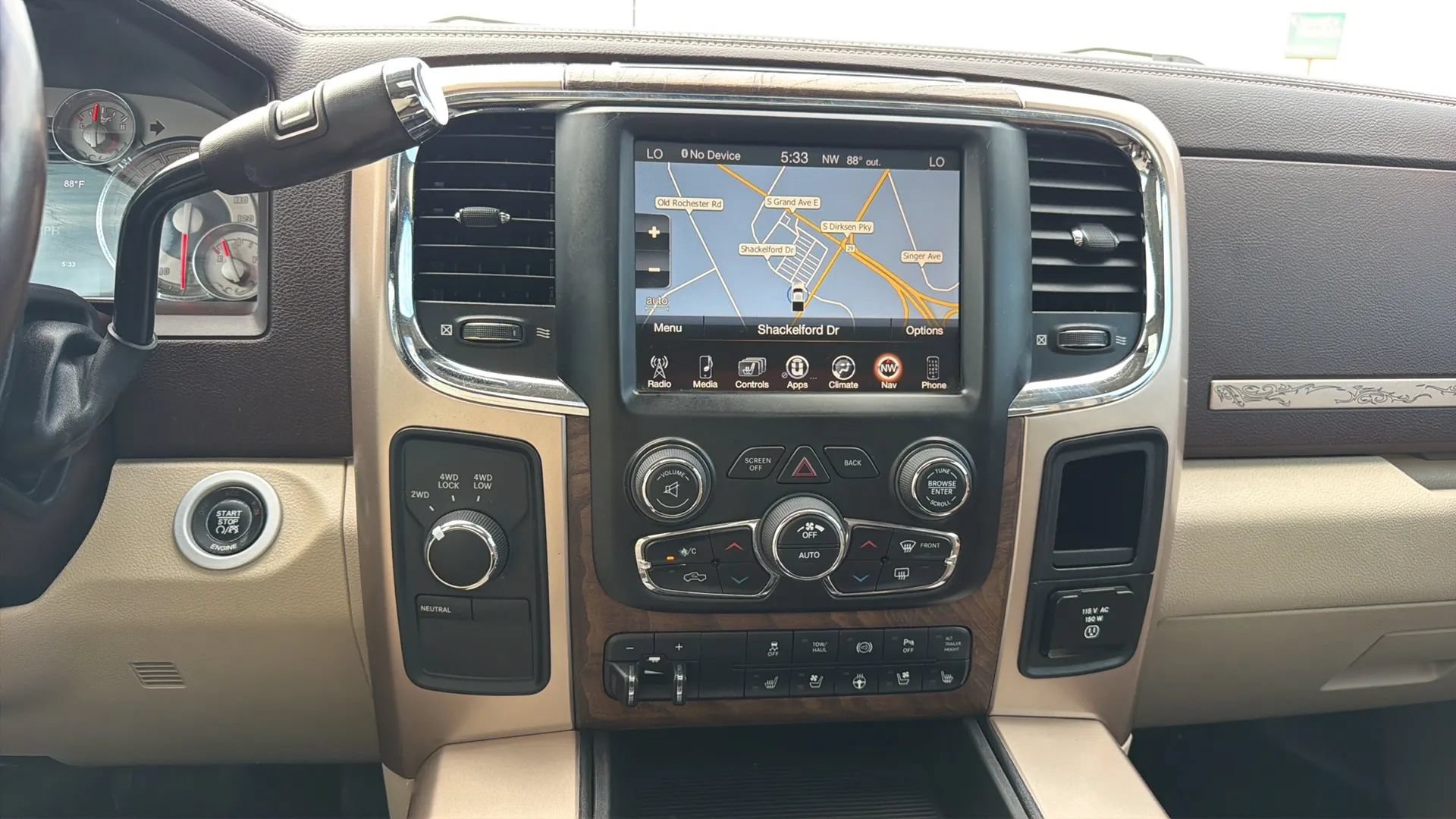 Used 2015 RAM 3500 Laramie Longhorn w/ Convenience Group AWD/4WD image 91