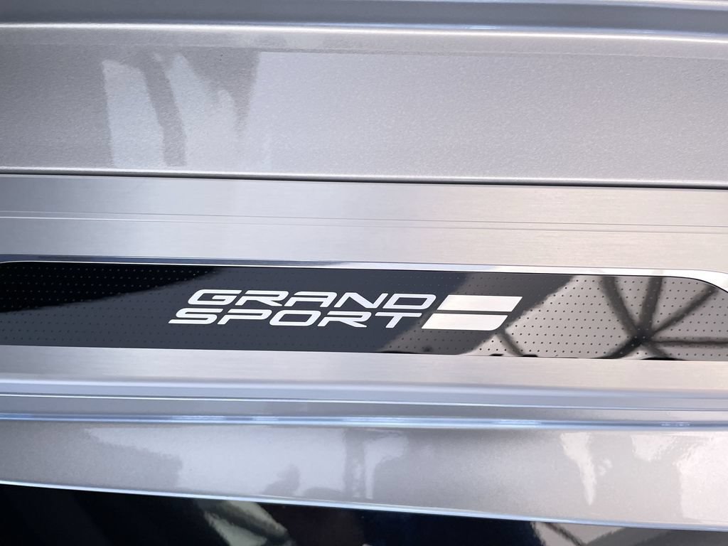 New 2027 Chevrolet Corvette Grand Sport w/ Z52 Sport Performance Package RWD image 14