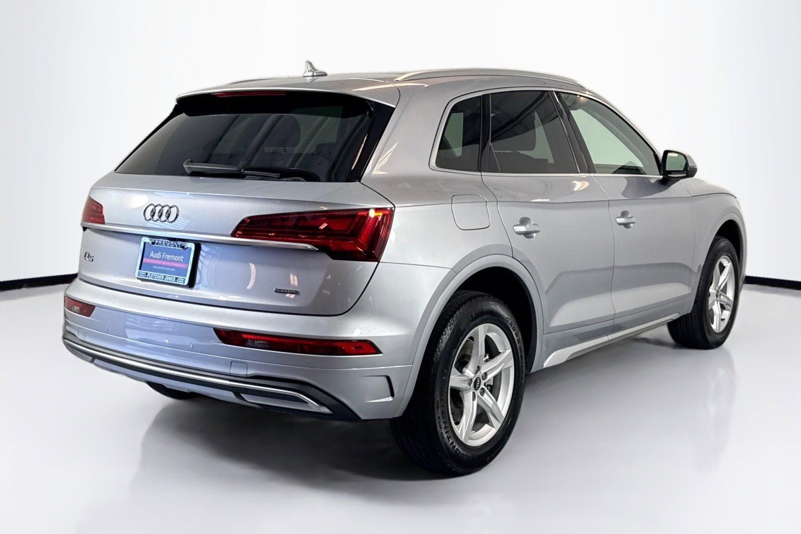Used 2023 Audi Q5 2.0T Premium w/ Convenience Package AWD/4WD image 5