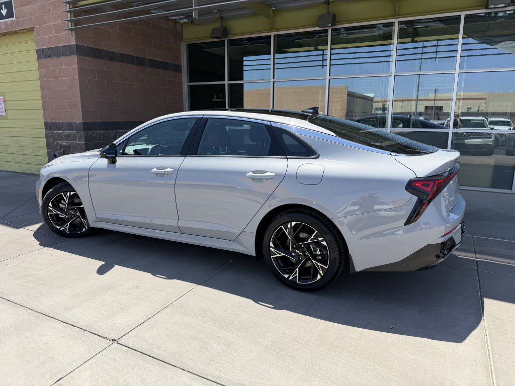 Used 2025 Kia K5 GT-Line w/ GT-Line Premium Package FWD image 5